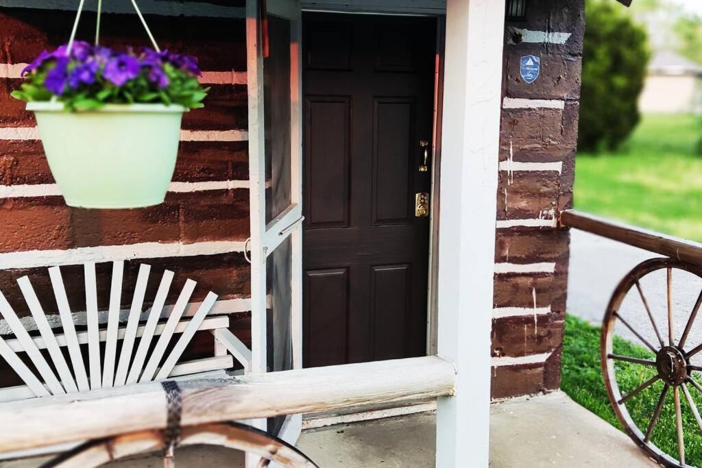 Wolf'S Cabin-Walk To Downtown Noblesville Extérieur photo