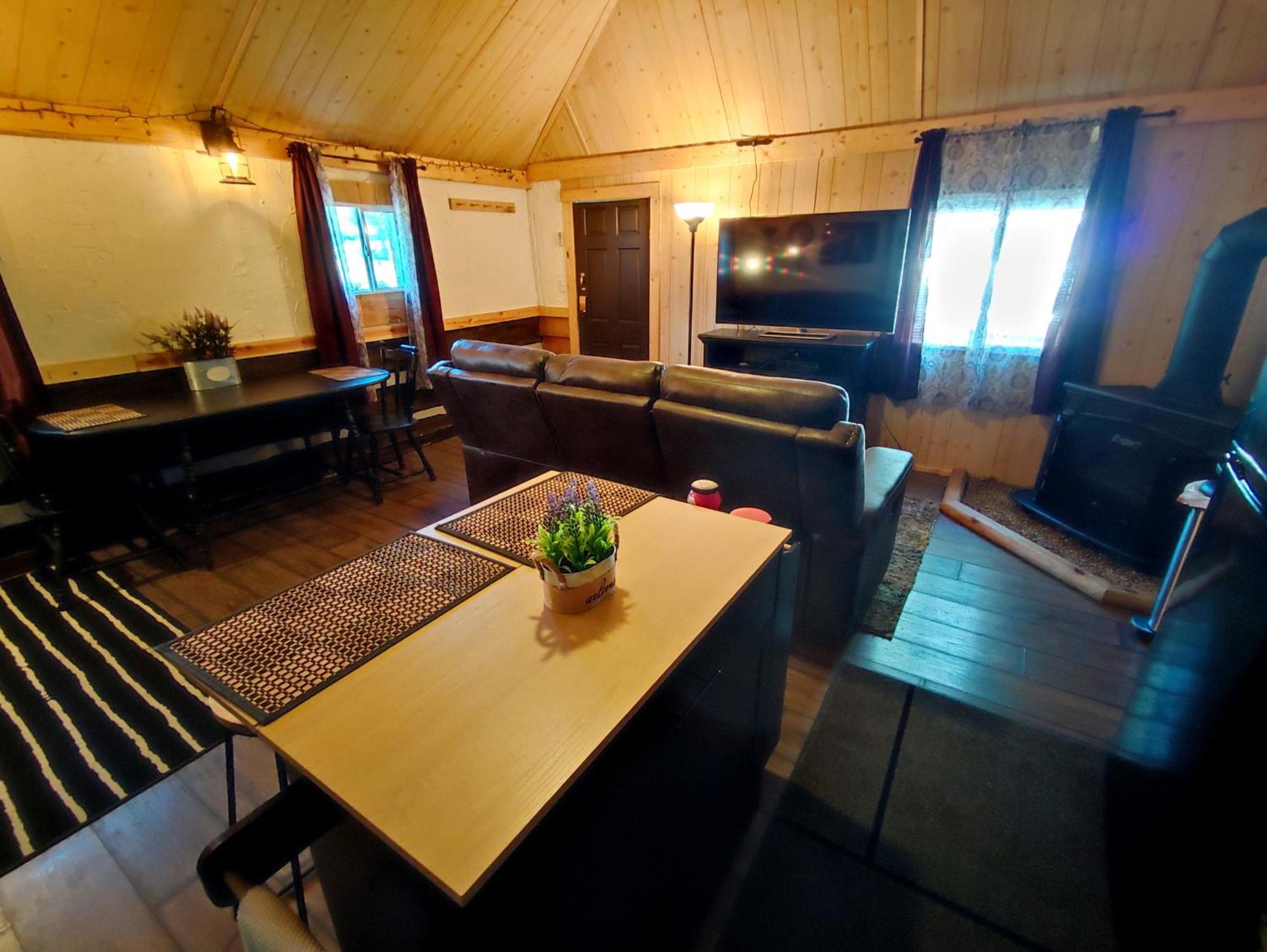 Wolf'S Cabin-Walk To Downtown Noblesville Extérieur photo